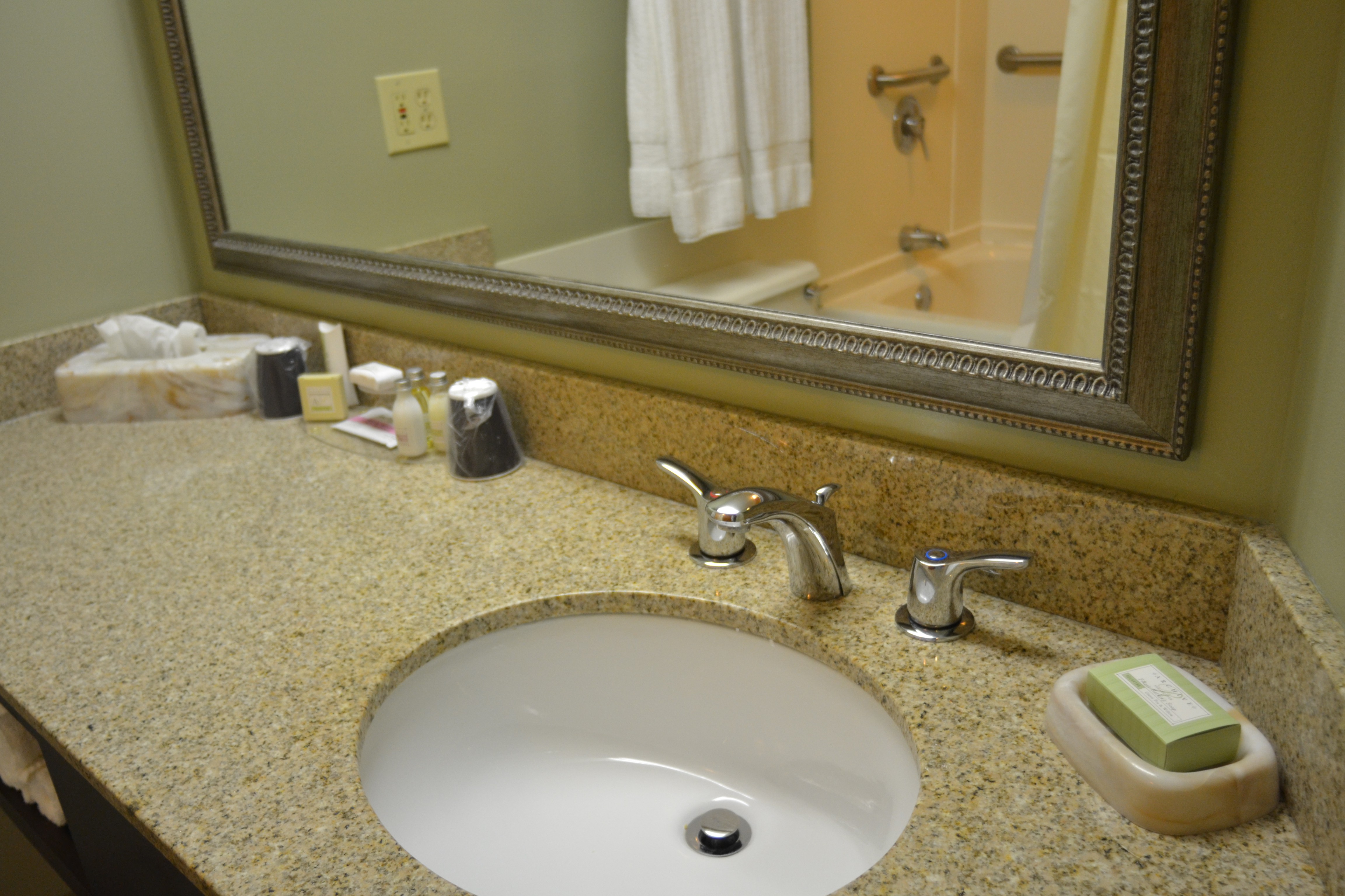 Euro-Suites Hotel — photo 12 of 25